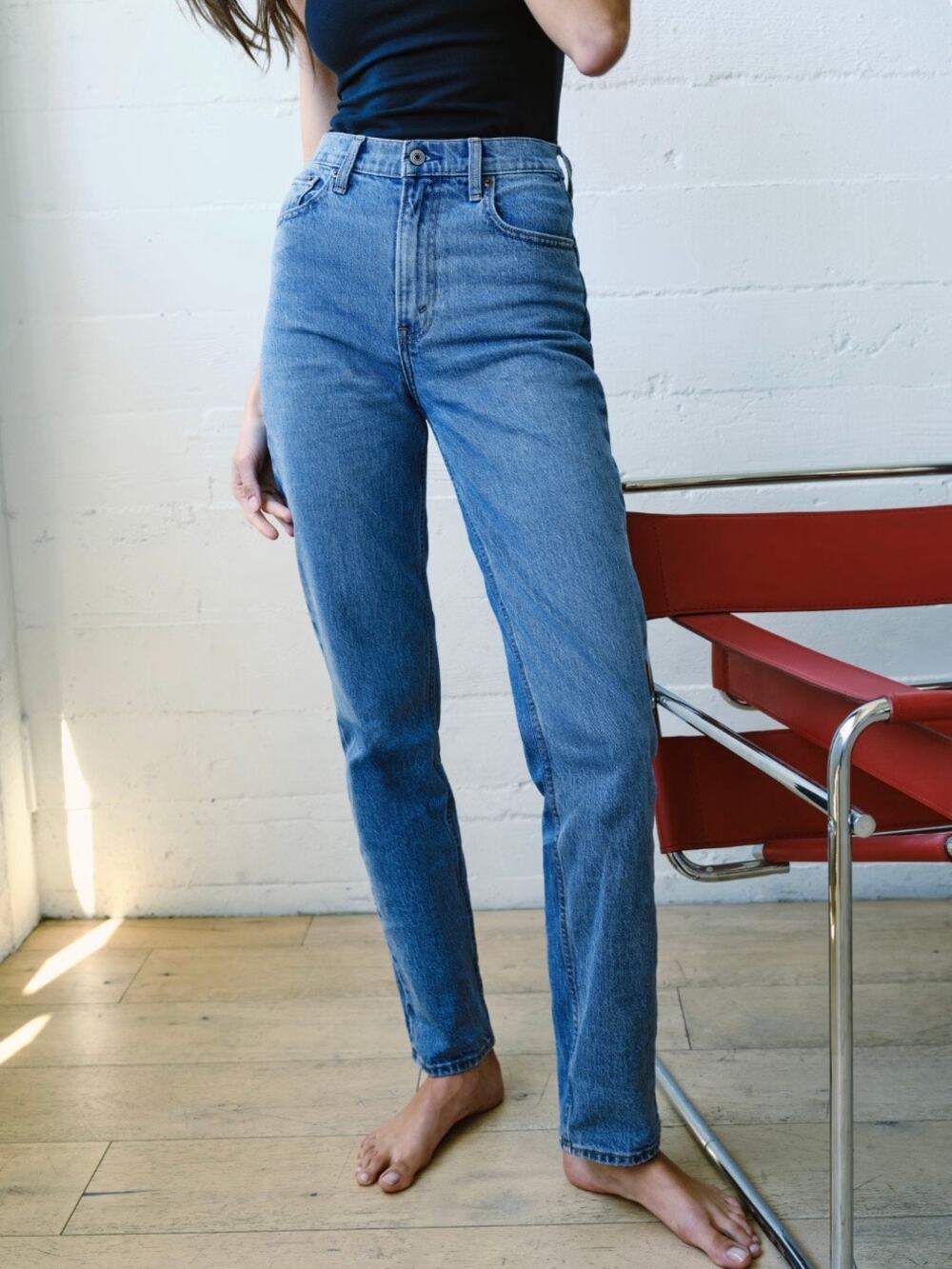 Abercrombie & Fitch Ultra High-Rise The 90s Straight Stretch Denim Jeans 28/6L